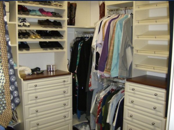 Closets 9 Maximum clothes storage